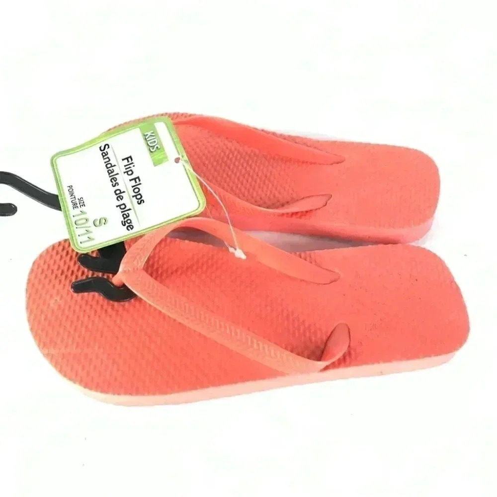 Flip flops children size small  (10-11)